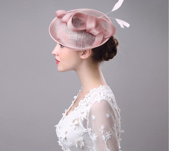 Fascinator Designer's "Alfa vleugel" hoed Accessoires Hoeden & petten Fascinators & Minihoedjes 